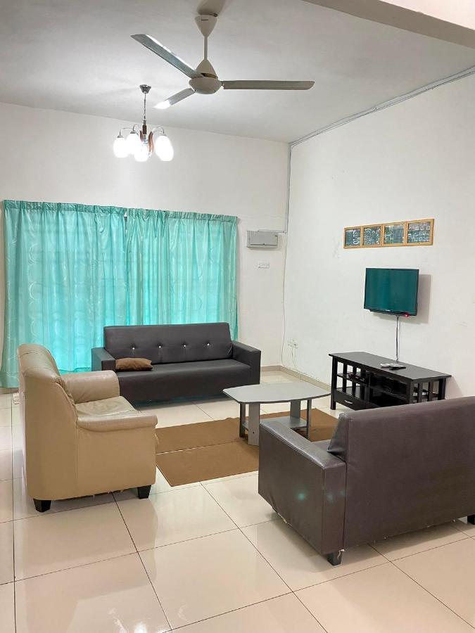 Azzalea Terrace House @ Golden Hills Night Market Cameron Highlands Brinchang Exterior photo